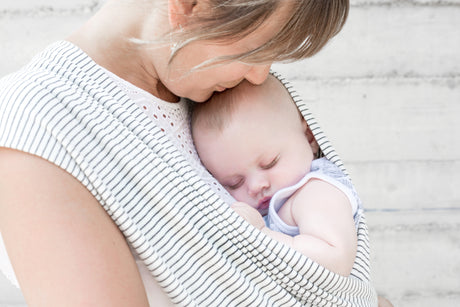 Troisième mois avec bébé : gagner en confiance, s’attacher, s’émerveiller